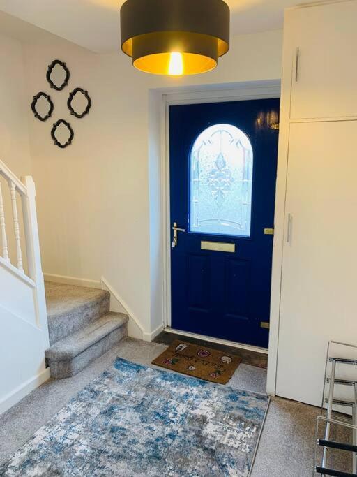 Chic 5 Bedroom House With Private Parking & Garden Bristol Exterior photo